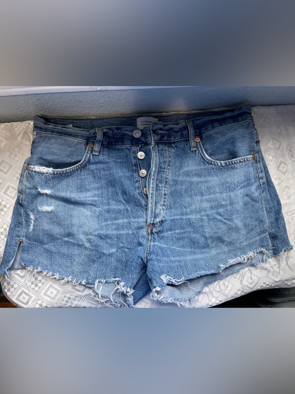 Citizens Of Humanity Medium Blue Button-Fly Denim Shorts